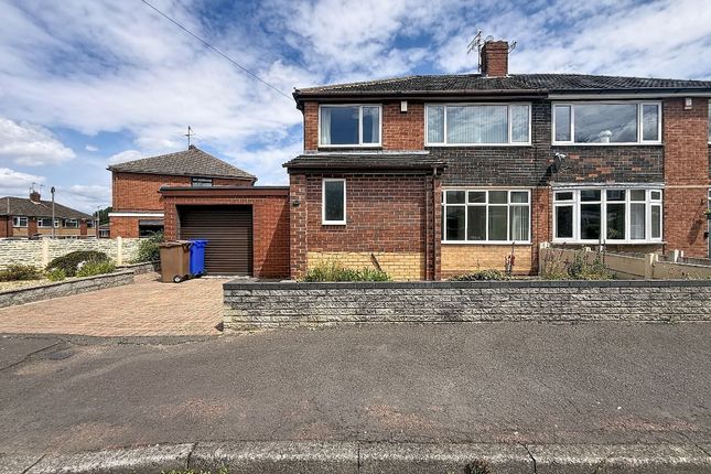 16 Denstone Crescent, Stoke-on-Trent photo 2