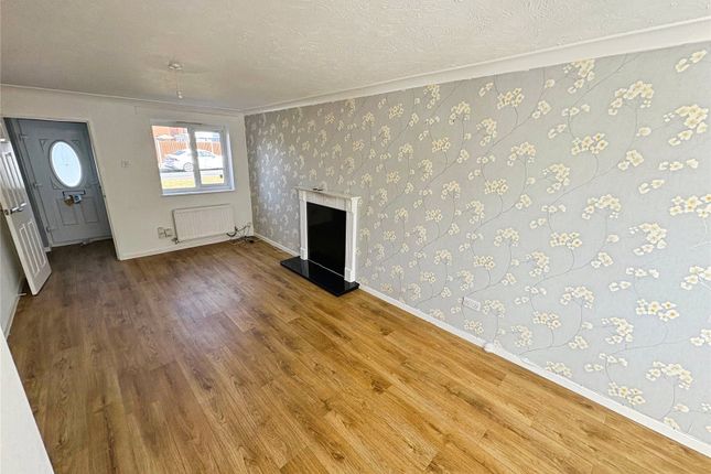 21, Leven Drive, West Midlands photo 4