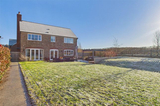 33, Squires Meadow, Ross-on-Wye photo 3