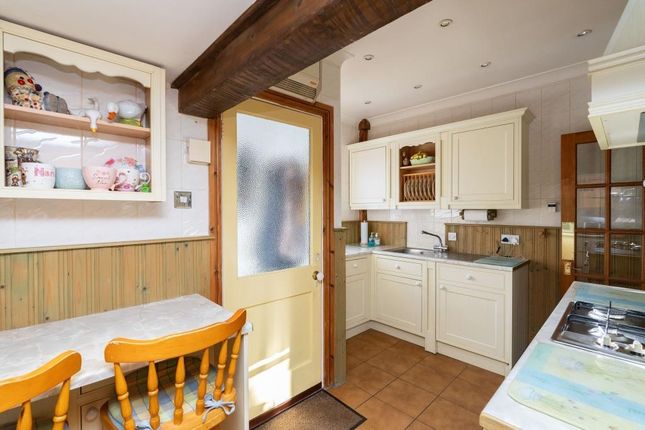 Solway House, Norfolk Lane, Mid Holmwood photo 4