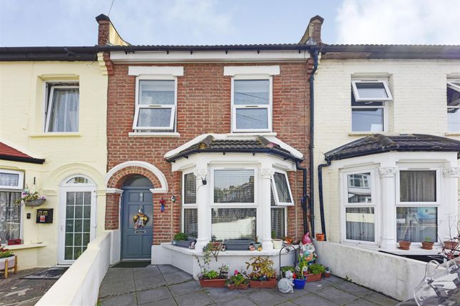 Property for sale in Ringwood Road, London