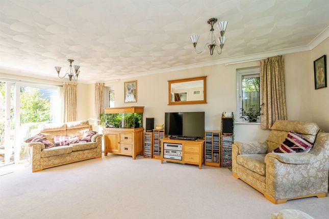 Bradlond Close, Bognor Regis photo 3