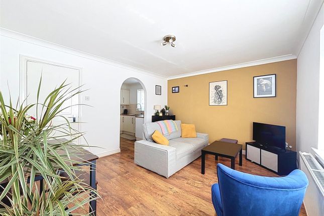14, Station Court, Hornsea photo 3
