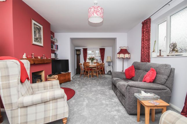 16, Albion Place, Rushden photo 2