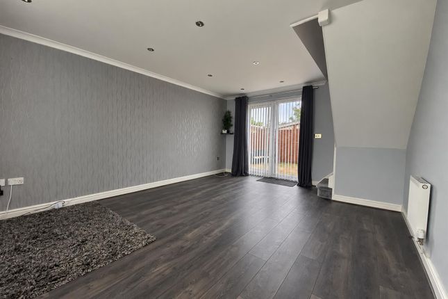 39, Dreadnought Avenue, Sheerness photo 3