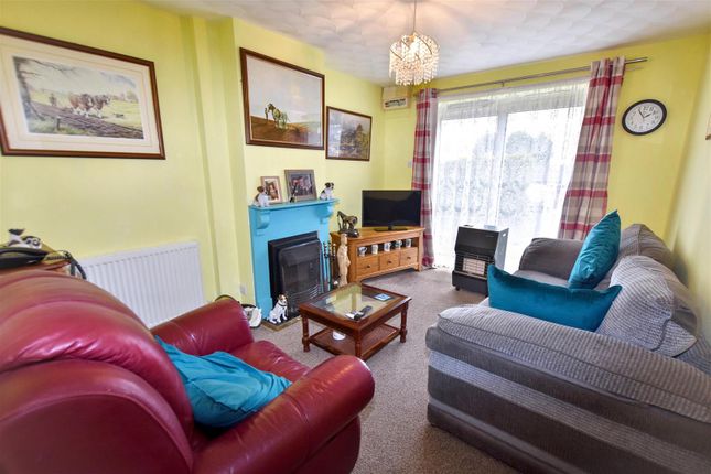 15, South Park Close, Redruth photo 2