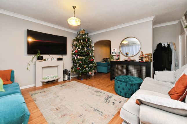 80, Bramble Road, Essex photo 3