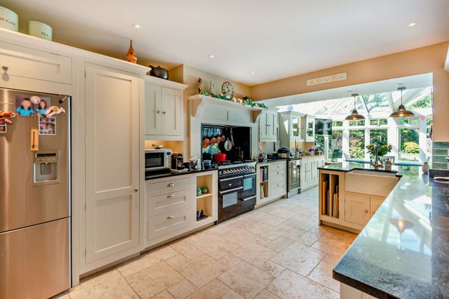 34, Kinghorn Park, Berkshire photo 3