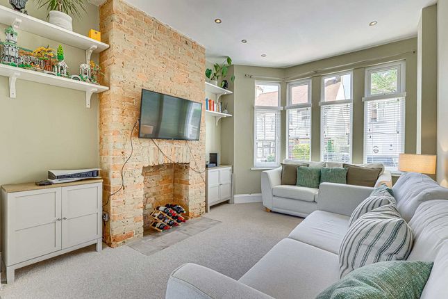 133, Hildaville Drive, Westcliff-on-sea photo 3