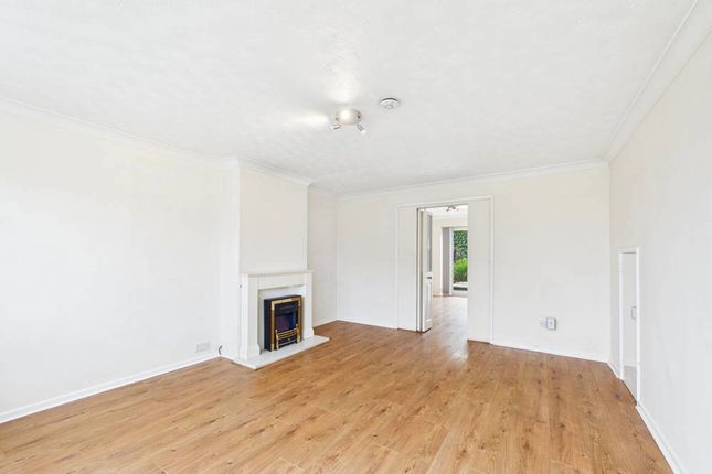 3, Enid Way, Colchester photo 2