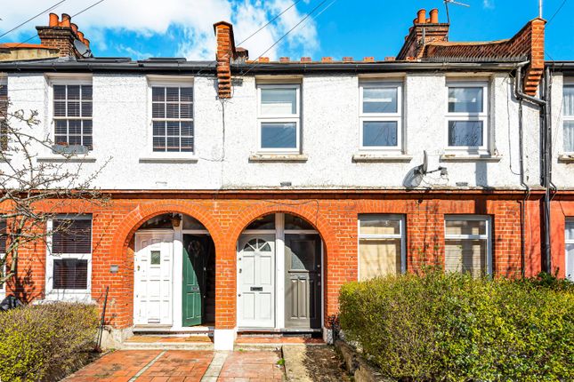Oakmead Road, London photo 2