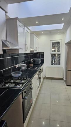 Oakfield Road, London photo 5