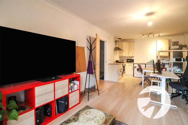 Flat 23 Wharf House,, West Street, Erith photo 4