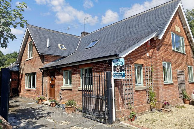 4-bed house on Teachers House Old Jolesfield School, Jolesfield, Partridge Green, £625,000