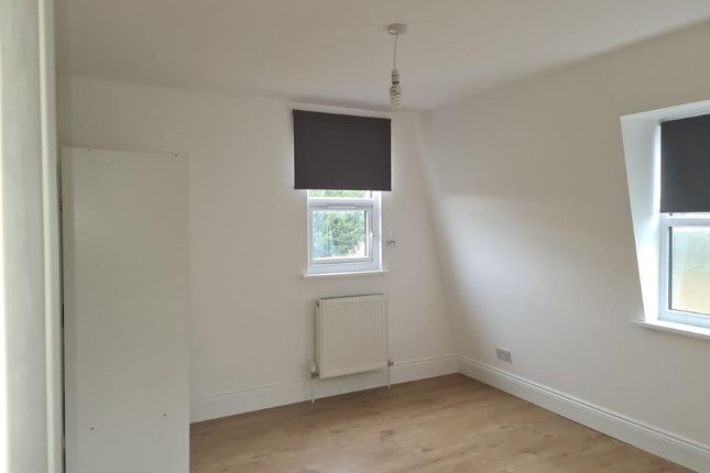 98, Bensham Manor Rd, London photo 4