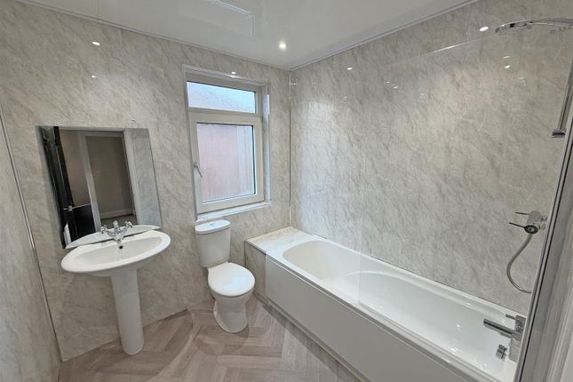 18, Mortimer Avenue, North Shields photo 5