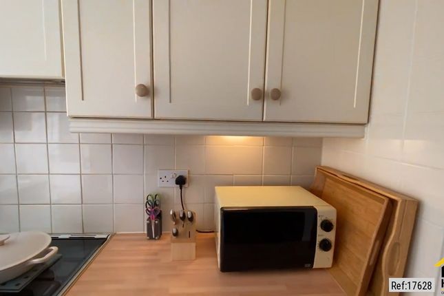 65 Rochester Row, London photo 3