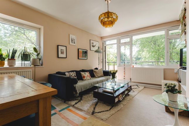 92, Catherall Road, London photo 4