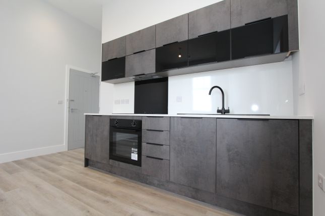 Apartment 15, Dragoon Court, Penistone Road, Owlerton, Sheffield photo 3