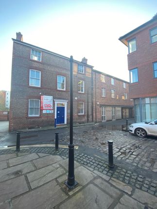 Office to let in Grafton Street, Altrincham