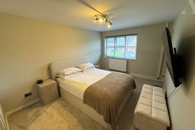 7 Finches End, Birmingham photo 5