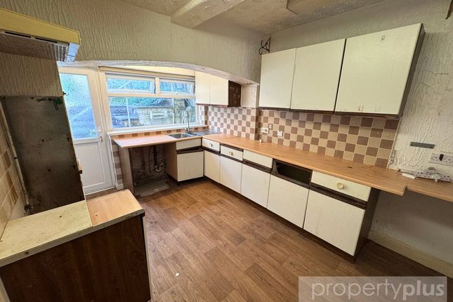 76, Jones Street, Rhondda Cynon Taff photo 3