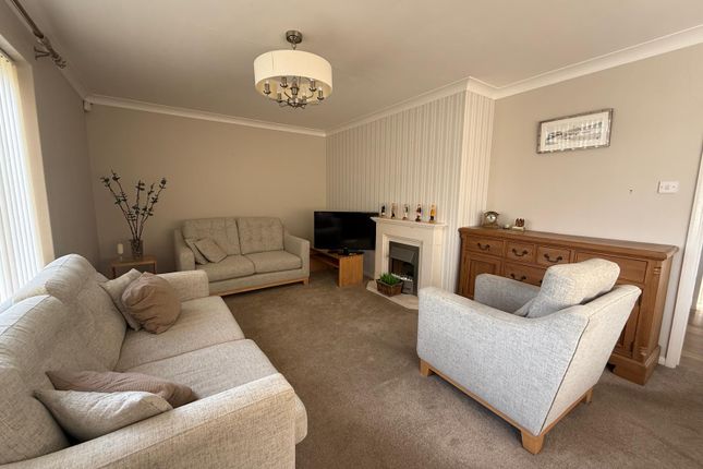 9, Dorcas Gardens, Broadstairs photo 3