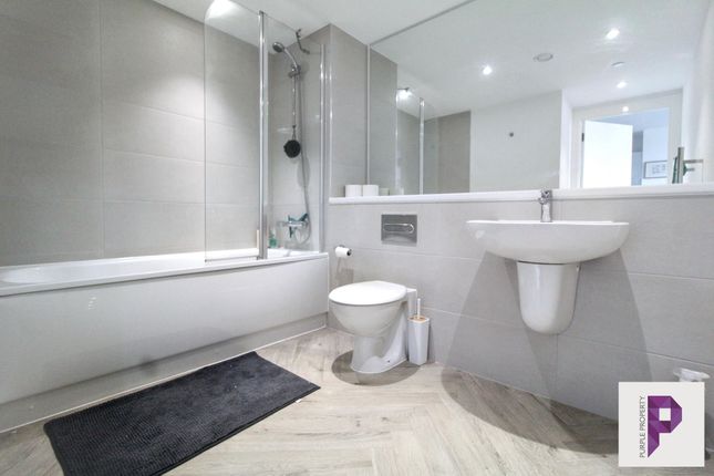26, Minerva Place, Chatham photo 3