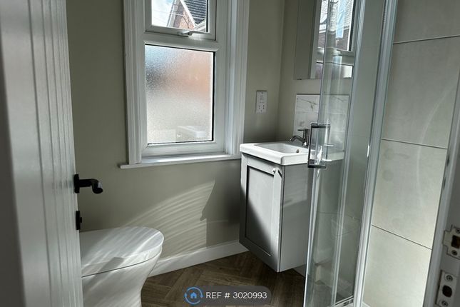 Upper Flat Vectis House, Avenue Road, Freshwater photo 5