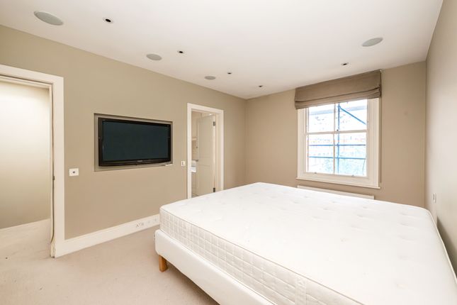 Upper Maisonette, 24, Cheniston Gardens, London photo 4