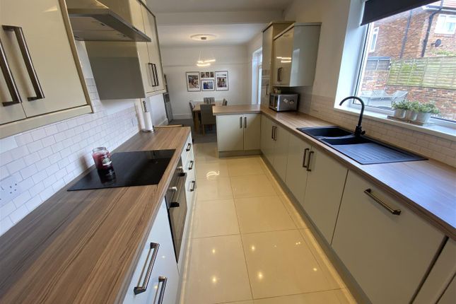 4, Western Avenue, Whitley Bay photo 2