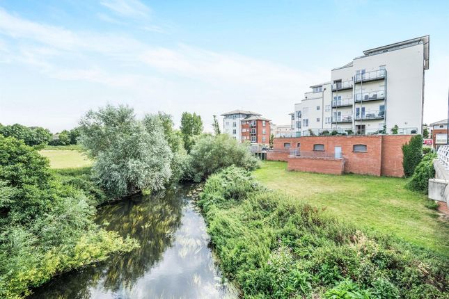 Thumbnail Flat to rent in Sir Anthony Eden Way, Warwick