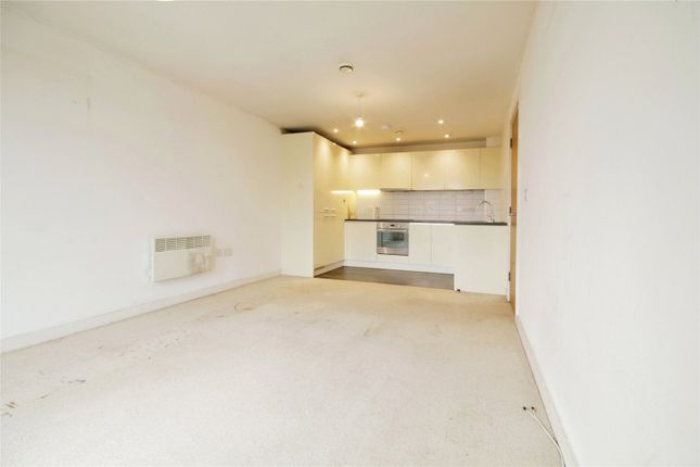 Flat for sale in Queensway, Redhill, Surrey