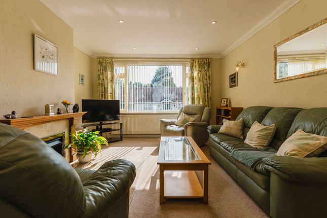 34 Anthony Drive, Leicester photo 2