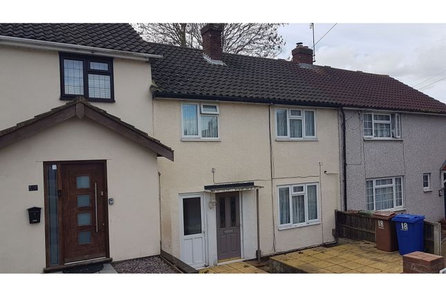 Thumbnail Terraced house for sale in Plaistow Close, Stanford-Le-Hope