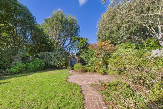 8, Windlesham Road, Shoreham-by-sea photo 3