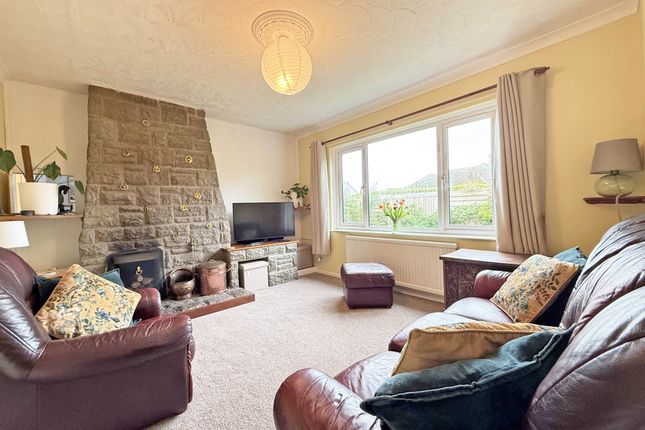 4 Primrose Gardens, Redruth photo 2