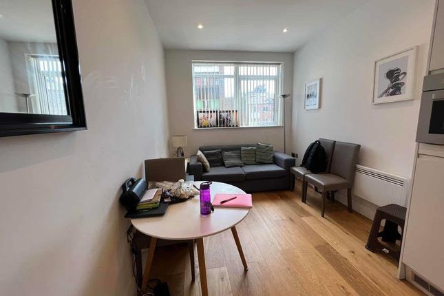 Flat 10, The Landmark, 32, Flowers Way, Luton photo 4