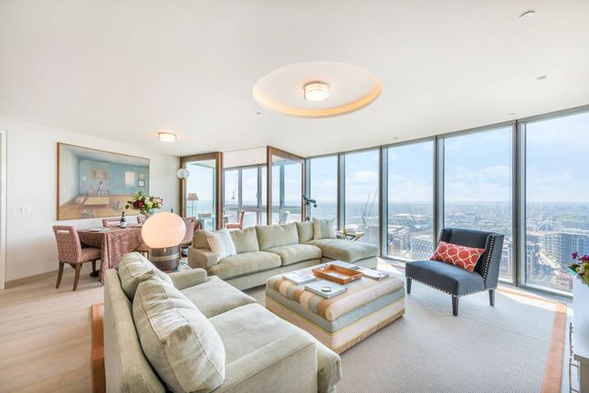 St George Wharf, Nine Elms photo 2