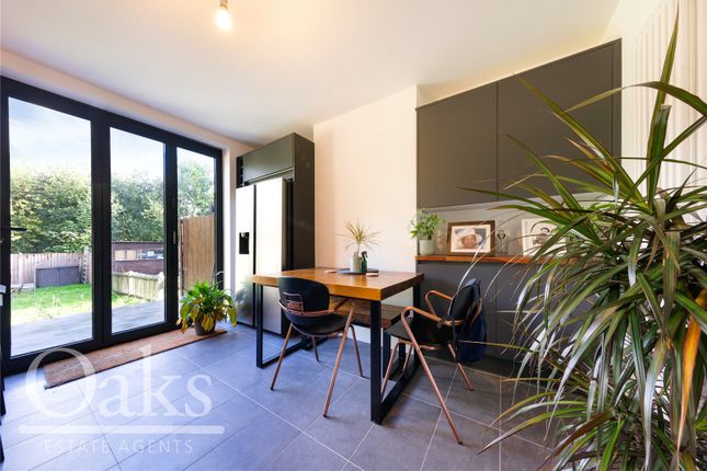 218, Harrington Road, London photo 4