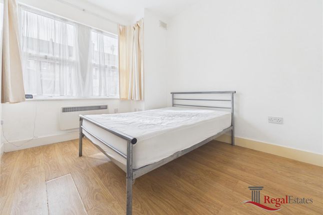 Room 1, 183, Chapter Road, London photo 2