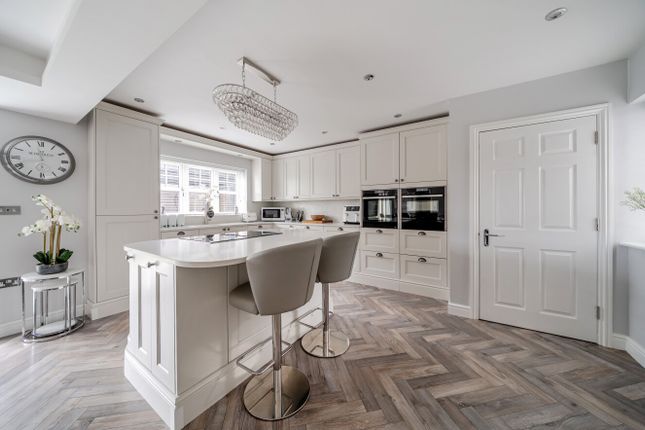 Merryview Cottage,, School Lane, Farnham photo 2