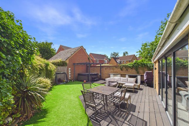 46, Charlock Drive, Stamford photo 3