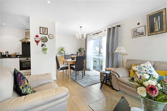 12, Ashdown Court, Highwood Close photo 3