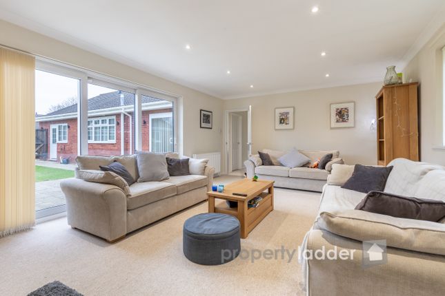 7, Carrs Hill Close, Norwich photo 4