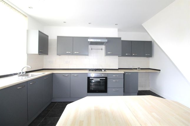485, Bury Road, Bolton photo 5