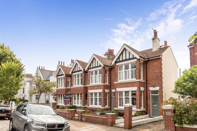 Flat for sale in Walsingham Road, Hove