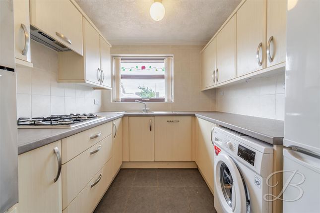 35, Hardwick Avenue, Sutton-In-Ashfield photo 4