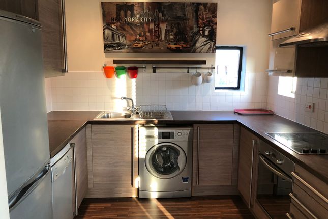 22, West Craven Street, Salford photo 3