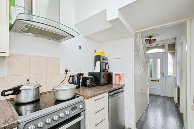 194, Mildenhall Road, Birmingham photo 4